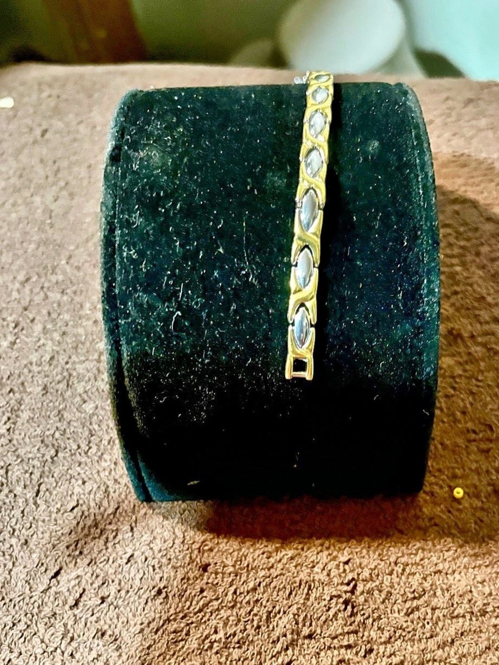 Two-Tone Link Bracelet - Picture 4 of 4
